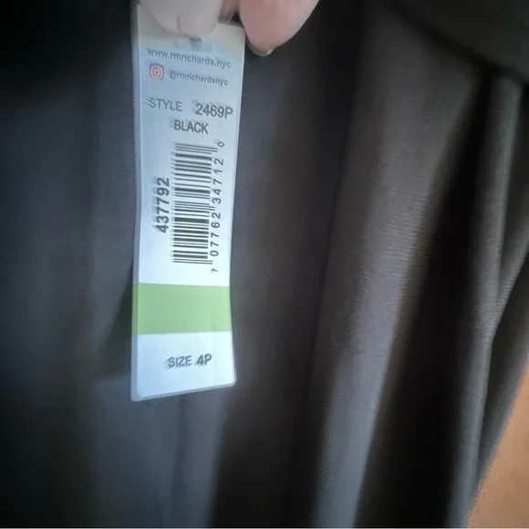 R&M Richards NWT 4P Black Knit Jumpsuit Bell Sleeves, Illusion Neckline Ret $99 - Picture 9 of 10